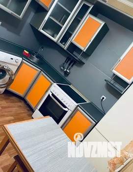 1-к квартира, посуточно, 50м2, 2/10 этаж