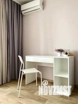 Студия квартира, посуточно, 35м2, 6/9 этаж