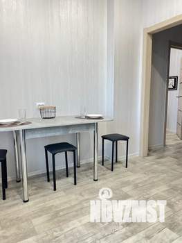 1-к квартира, посуточно, 40м2, 2/18 этаж