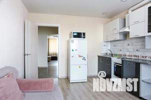 1-к квартира, посуточно, 47м2, 6/10 этаж