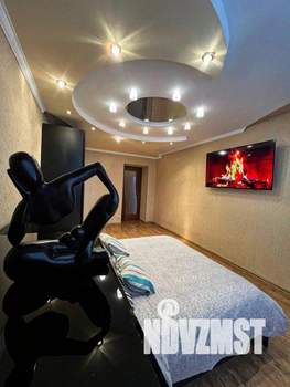 1-к квартира, посуточно, 60м2, 1/1 этаж