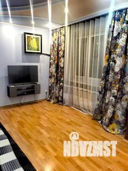 1-к квартира, посуточно, 56м2, 9/10 этаж