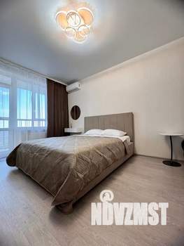 1-к квартира, посуточно, 40м2, 17/18 этаж