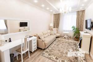 1-к квартира, посуточно, 54м2, 1/1 этаж