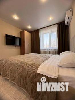 1-к квартира, посуточно, 38м2, 1/1 этаж