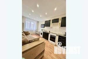1-к квартира, посуточно, 44м2, 13/14 этаж