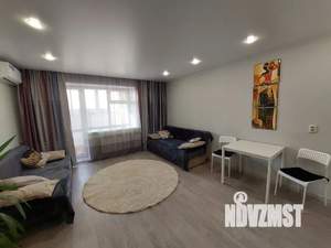 Студия квартира, посуточно, 27м2, 1/9 этаж