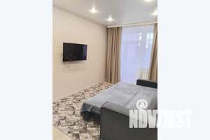 1-к квартира, посуточно, 42м2, 2/9 этаж