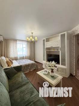 1-к квартира, посуточно, 42м2, 5/9 этаж