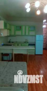 Студия квартира, посуточно, 32м2, 5/10 этаж