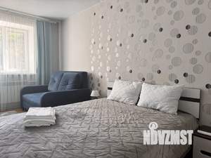 1-к квартира, посуточно, 50м2, 1/5 этаж