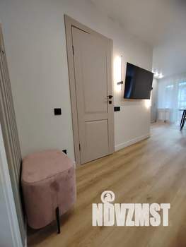 1-к квартира, посуточно, 38м2, 2/8 этаж