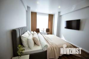 1-к квартира, посуточно, 40м2, 7/20 этаж