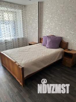 1-к квартира, посуточно, 40м2, 1/10 этаж