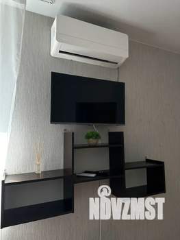 1-к квартира, посуточно, 38м2, 4/10 этаж