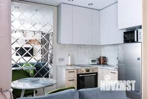Студия квартира, посуточно, 30м2, 11/12 этаж