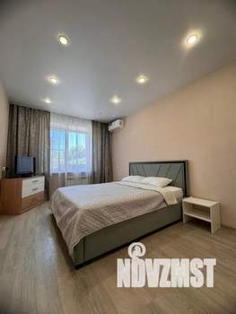 1-к квартира, посуточно, 45м2, 1/12 этаж