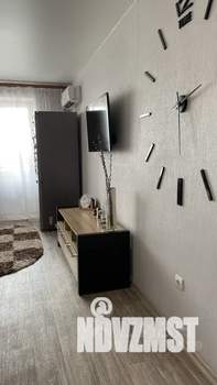 Студия квартира, посуточно, 27м2, 9/9 этаж