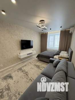 1-к квартира, посуточно, 42м2, 1/1 этаж