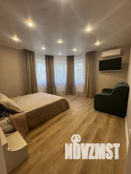 1-к квартира, посуточно, 35м2, 6/14 этаж