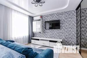 2-к квартира, посуточно, 68м2, 8/12 этаж