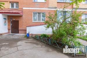 2-к квартира, вторичка, 60м2, 1/9 этаж