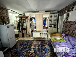 2-к квартира, вторичка, 43м2, 1/4 этаж