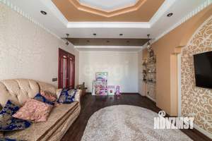 3-к квартира, вторичка, 84м2, 8/9 этаж