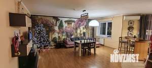 3-к квартира, вторичка, 100м2, 10/10 этаж