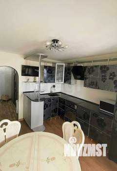 2-к квартира, вторичка, 57м2, 8/10 этаж