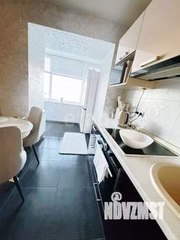 2-к квартира, вторичка, 60м2, 9/10 этаж