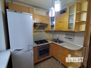 3-к квартира, вторичка, 57м2, 1/2 этаж