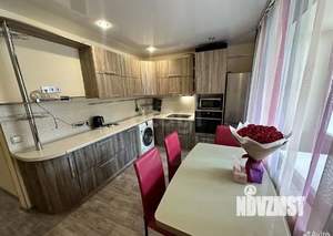 3-к квартира, вторичка, 77м2, 1/10 этаж