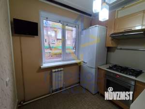 3-к квартира, вторичка, 57м2, 1/2 этаж