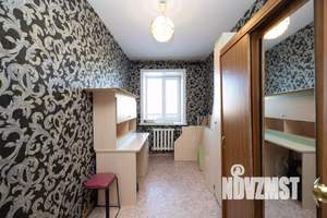 3-к квартира, вторичка, 58м2, 3/3 этаж