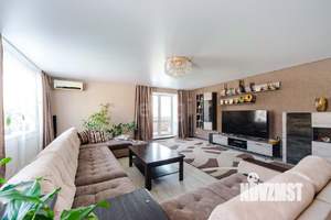 4-к квартира, вторичка, 135м2, 2/5 этаж
