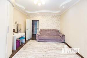 2-к квартира, вторичка, 64м2, 1/9 этаж