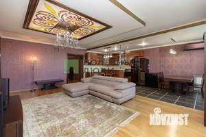 4-к квартира, вторичка, 147м2, 6/9 этаж