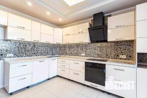 3-к квартира, вторичка, 74м2, 4/10 этаж