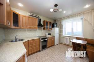 2-к квартира, вторичка, 65м2, 10/11 этаж