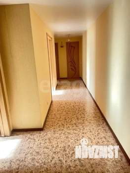 2-к квартира, вторичка, 56м2, 1/10 этаж