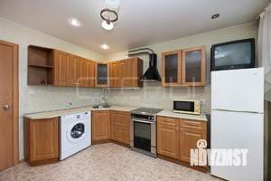 2-к квартира, вторичка, 65м2, 10/11 этаж