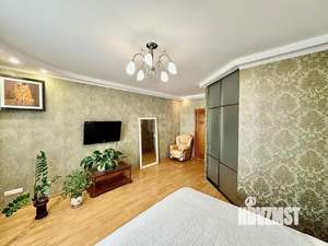 4-к квартира, вторичка, 158м2, 5/5 этаж