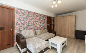 3-к квартира, вторичка, 48м2, 1/5 этаж