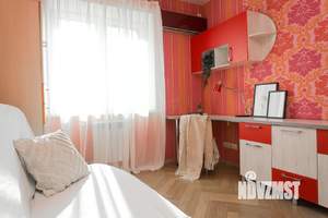 3-к квартира, вторичка, 100м2, 12/14 этаж
