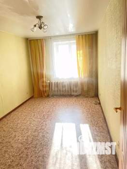 2-к квартира, вторичка, 56м2, 1/10 этаж