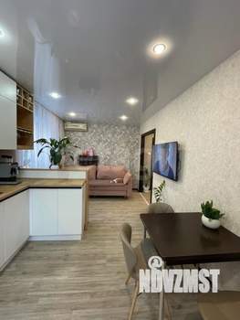 2-к квартира, вторичка, 53м2, 1/5 этаж