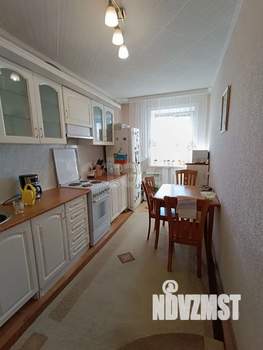 4-к квартира, вторичка, 77м2, 6/6 этаж