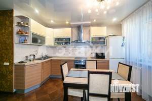 3-к квартира, вторичка, 68м2, 1/10 этаж