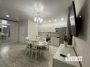 2-к квартира, вторичка, 80м2, 1/5 этаж